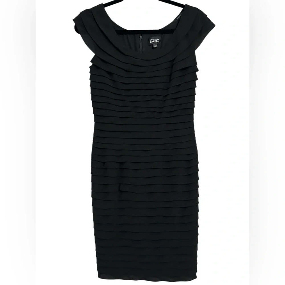 Adrianna Papell Women’s Black Ruffle Tiered Shutter Pleat Cocktail Dress Size 6‎